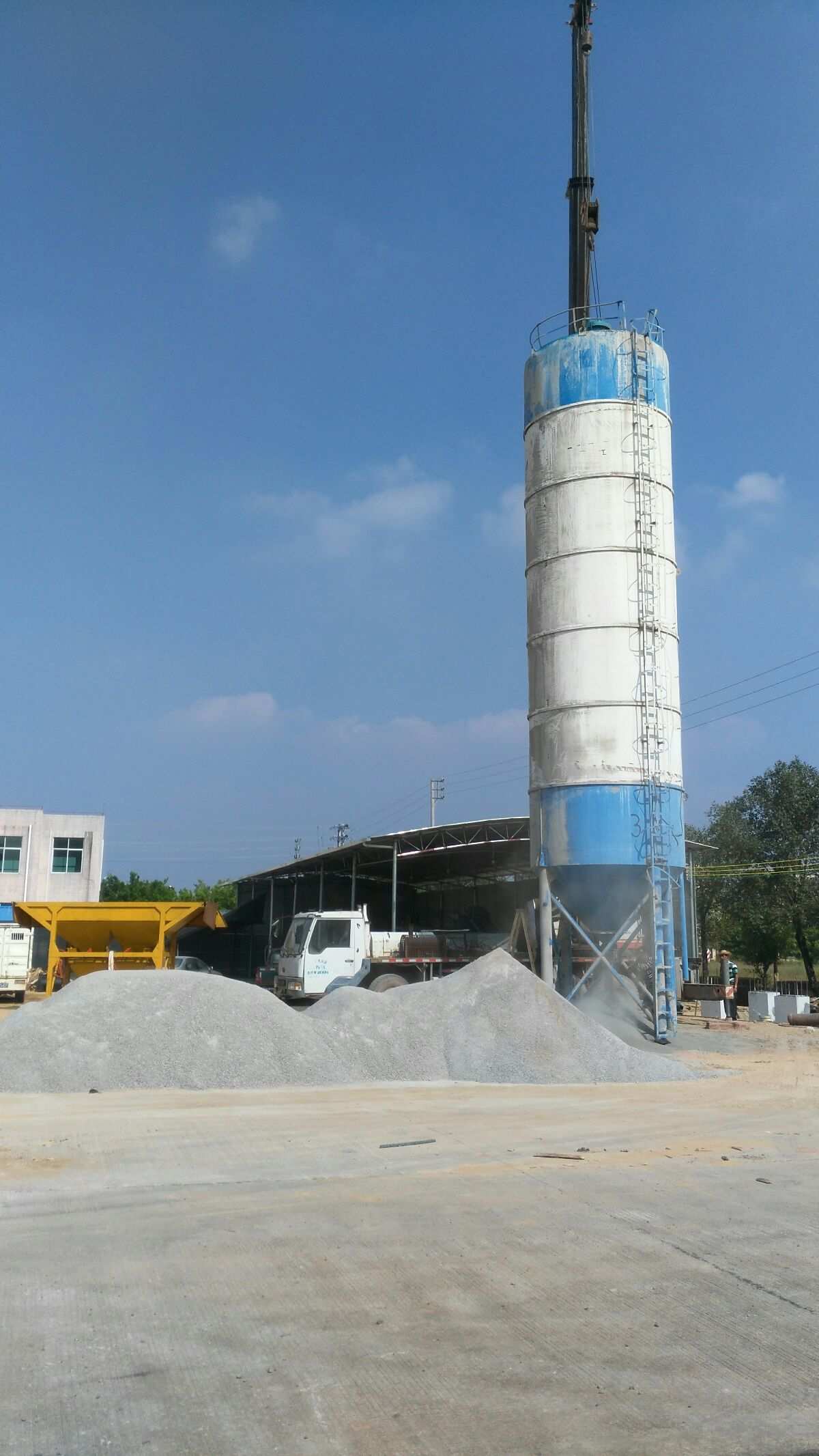 建鑫绿化水泥制品厂 匠心打造，构筑绿色与坚固的和谐之美